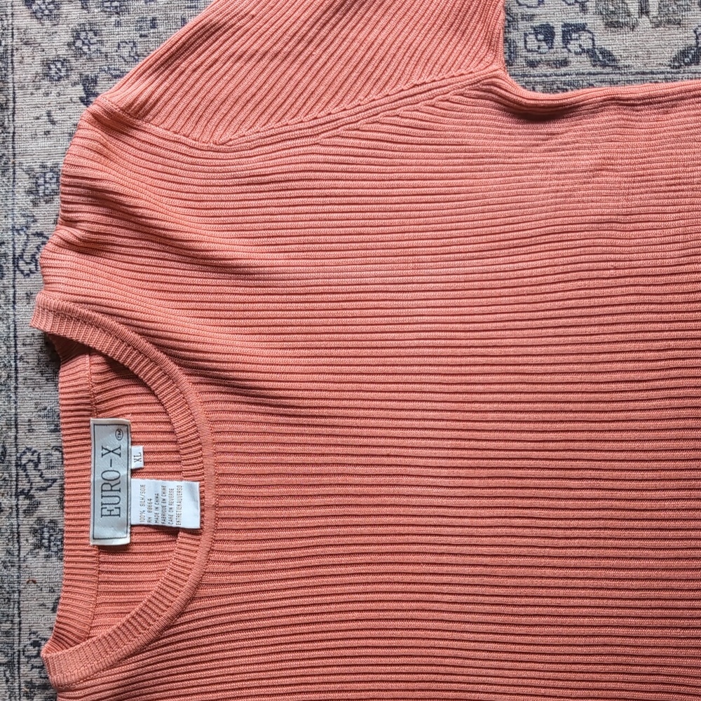Euro X Vintage 100% Silk Natural Fibers Ribbed Short Sleeve In Peachy Salmon